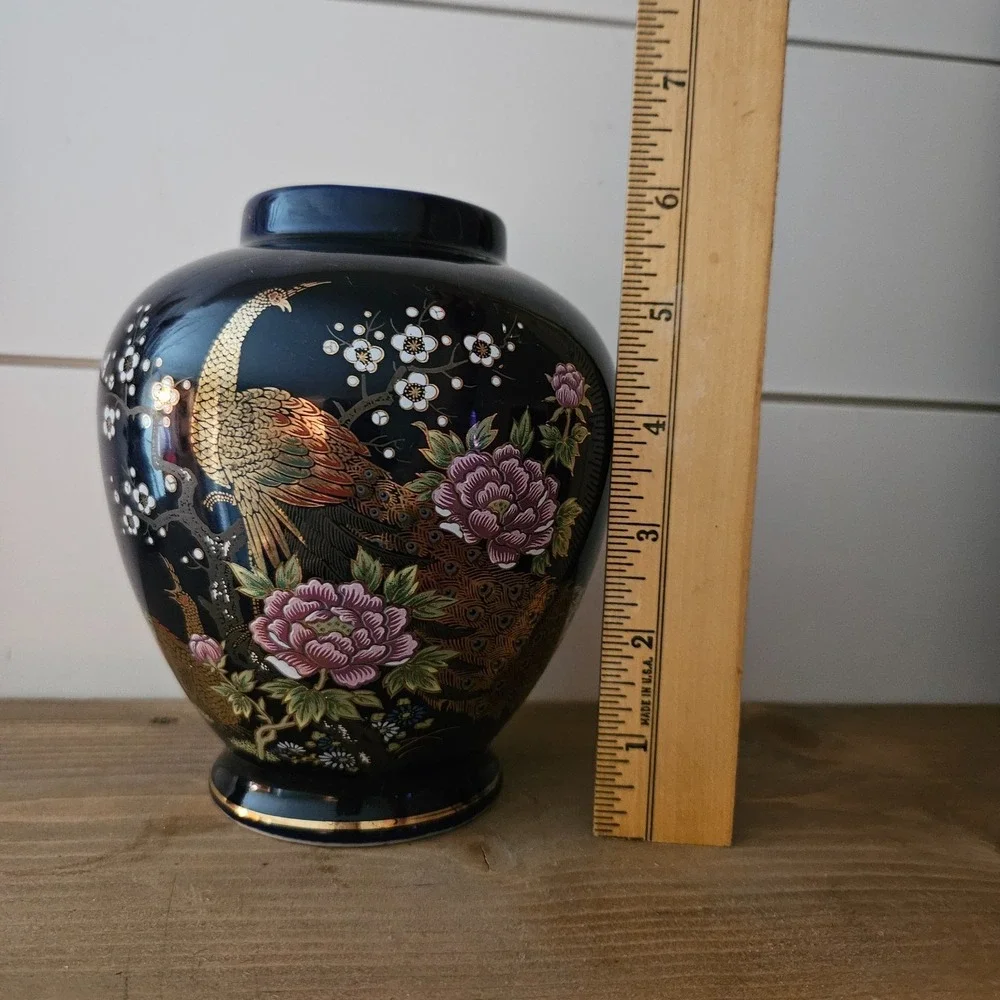 Vintage Cobalt Blue Peacock Floral Ginger Jar Vase Asian Style Decorative‎